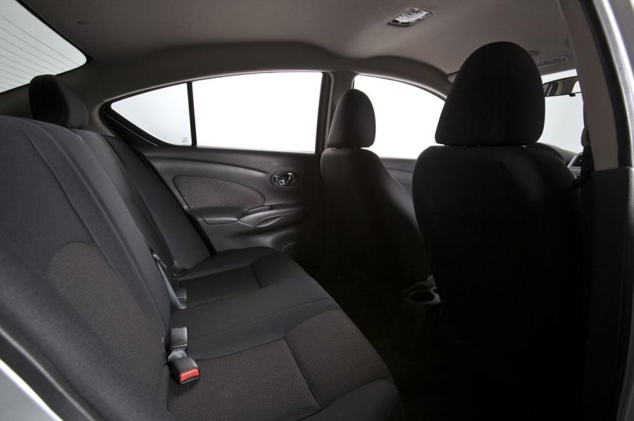  Nissan Versa 2012 года  (фото 84 из 111)
